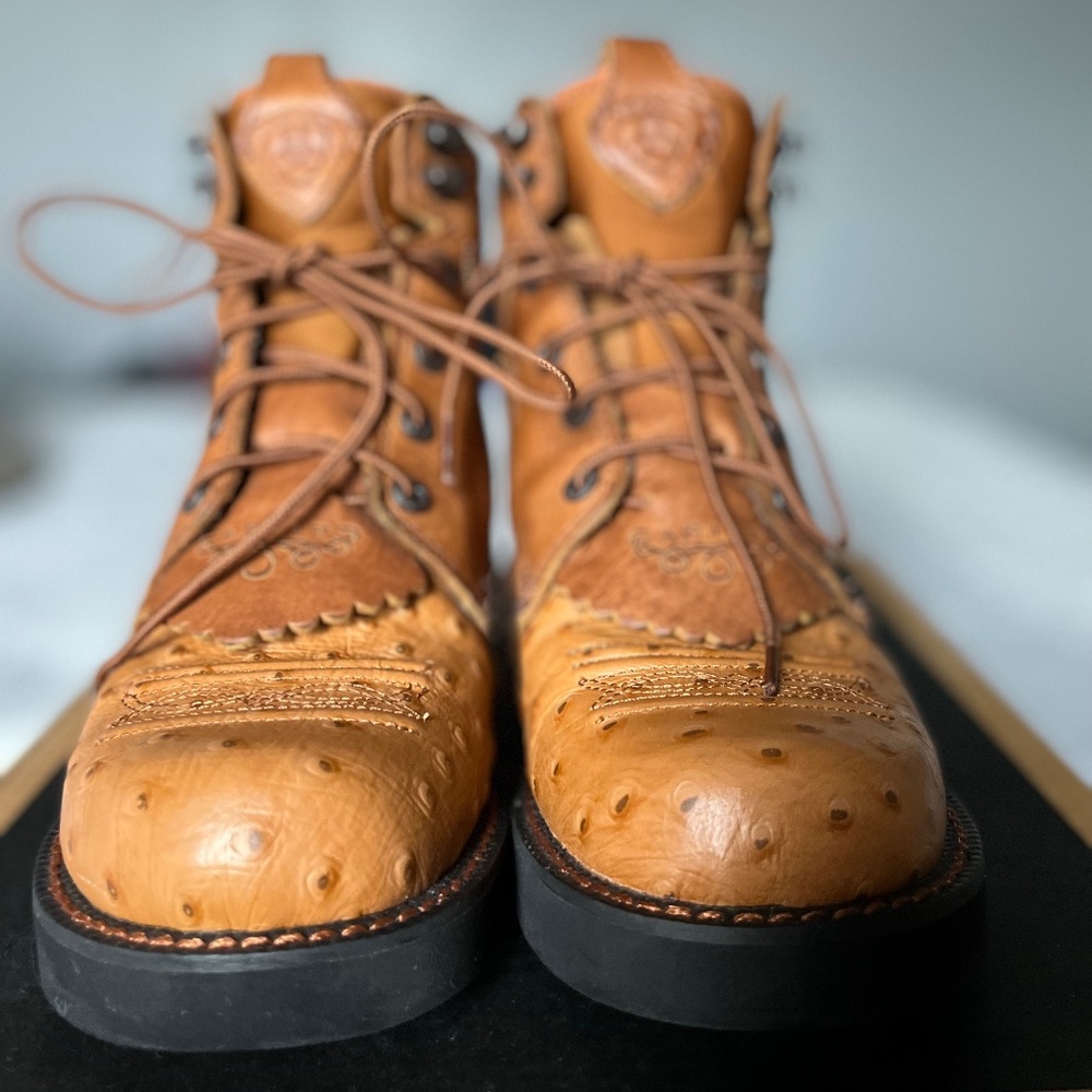 Ariat ProBaby Lacer